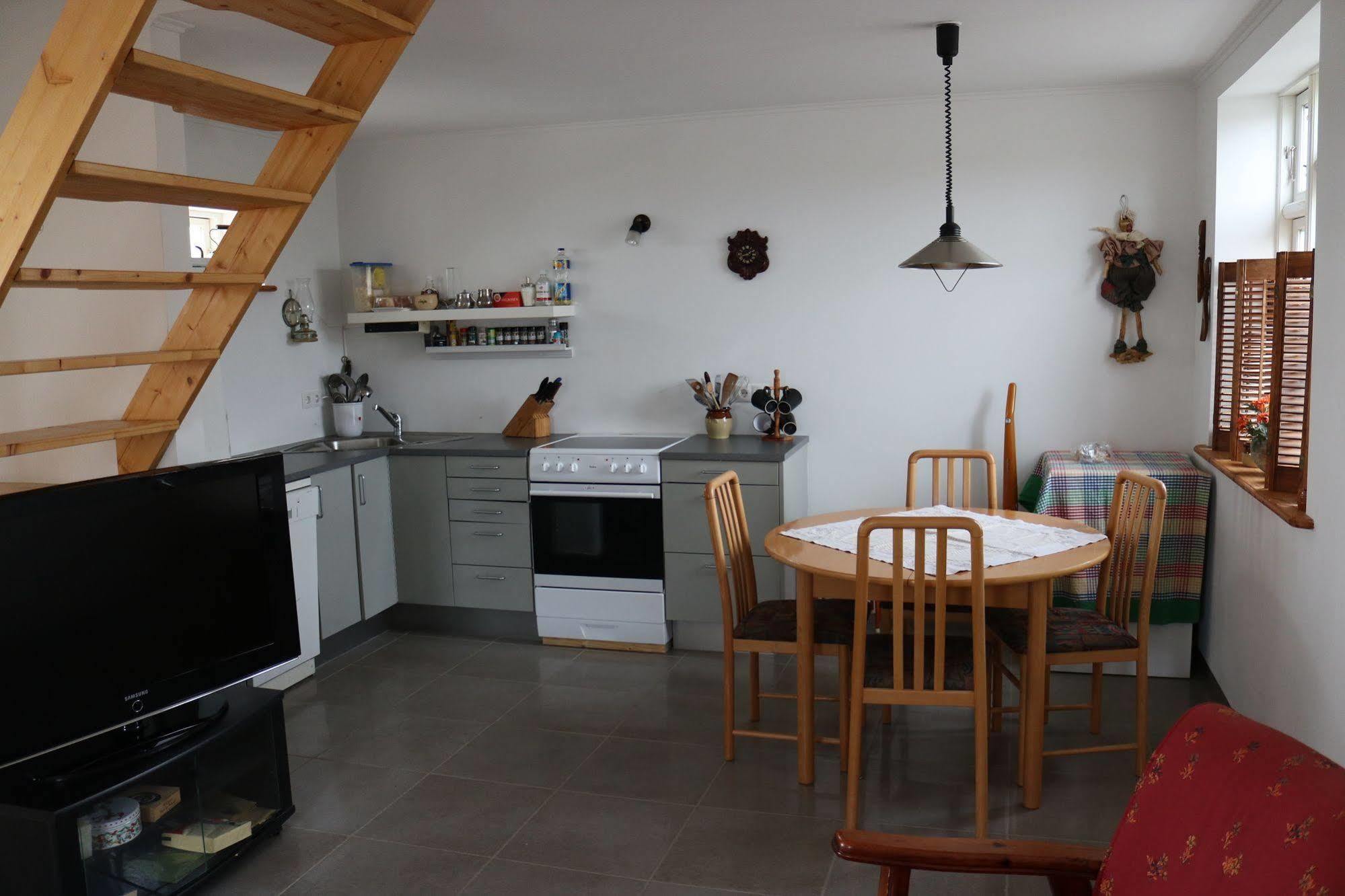 Guesthouse Lyngholt Þórshöfn Extérieur photo